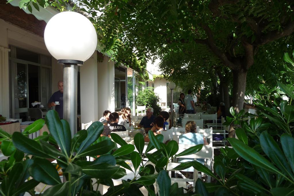 Giovanna Regina Hotel Gabicce Mare Ngoại thất bức ảnh